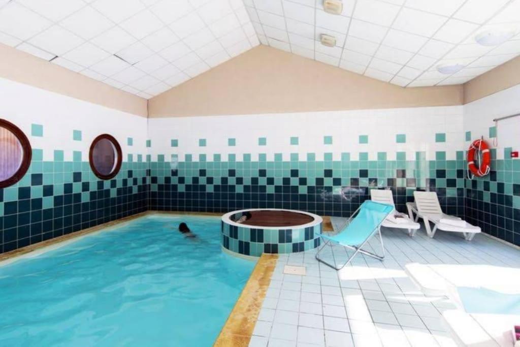 Bel Appartement En Residence Avec Piscines Samoens Exterior photo